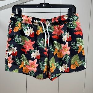 Topman Black Floral Men’s Swim Trunks S/M